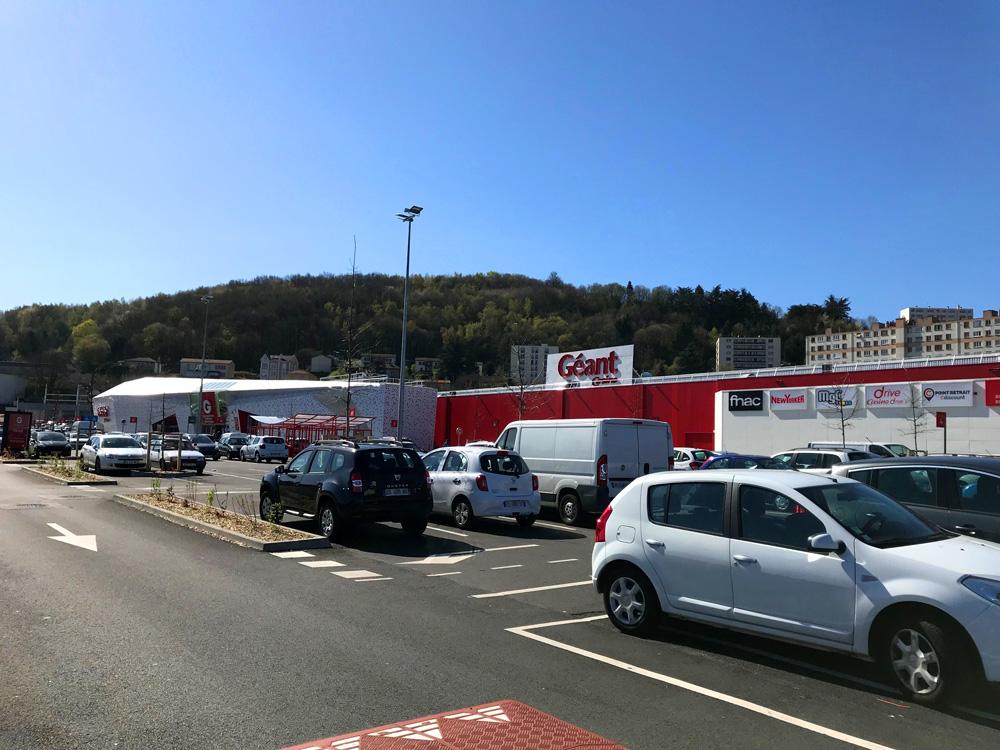Foto 3 des Projekts MultiV+-Rinnen auf dem Parkplatz des Géant Casino von Saint Etienne