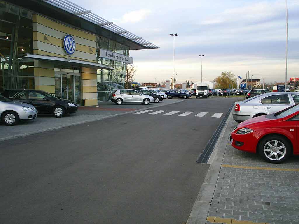 Foto 6 des Projekts PORSCHE Autohändler Belgrade- SERBIA