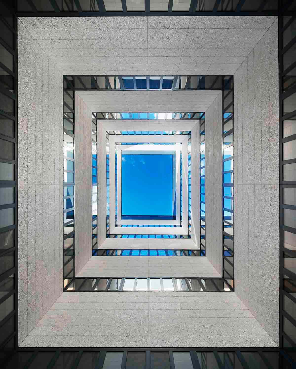 Foto 6 des Projekts Das Leben spüren: Hinterlüftete Fassaden im Krankenhaus-Design