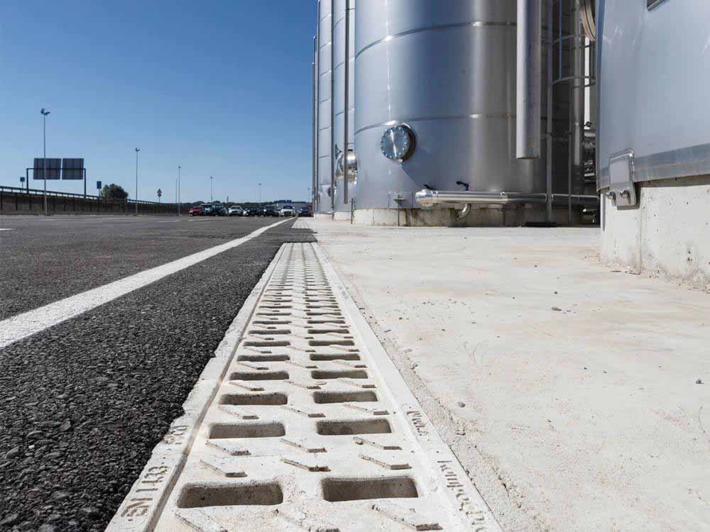 ULMA's drainage system in CAMPOFRIO factory ULMA's drainage system in CAMPOFRIO factory