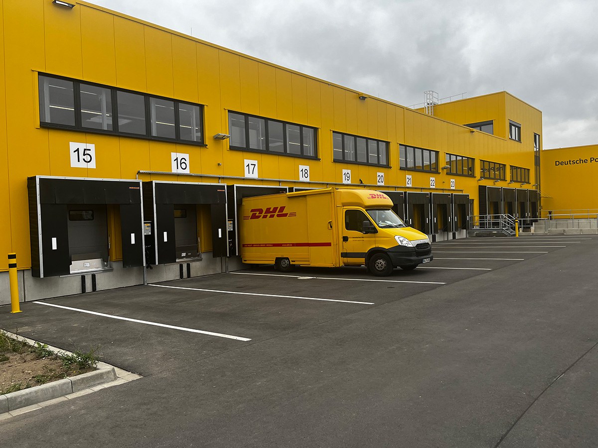 DHL relies on ULMA's Multi V+ system to improve drainage at its Düsseldorf facilities