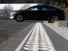 Photo #2 of project KOMPAQDRAIN® channel at the toll station on Mondragón AP-1 motorway