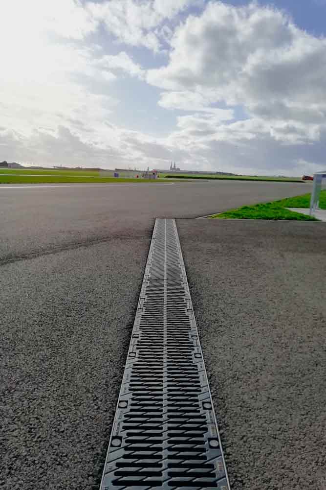Photo #1 of project The Chartres aerodrome reaches new heights