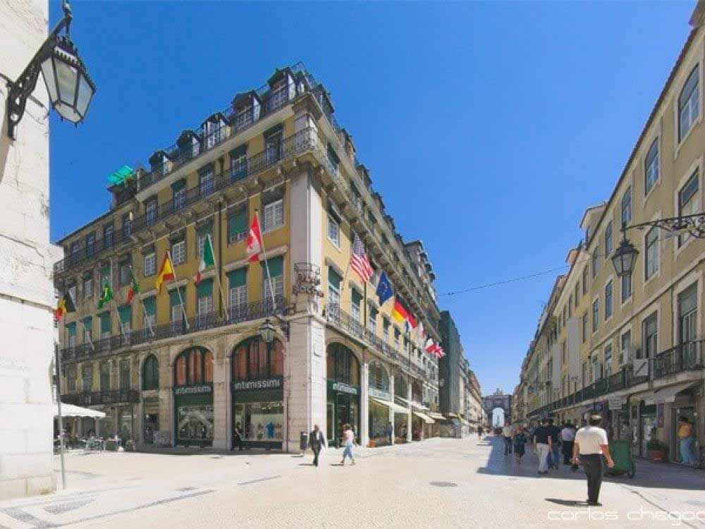 Photo #1 of project ULMA drainage solutions on central Vitoria street in  Lisbon