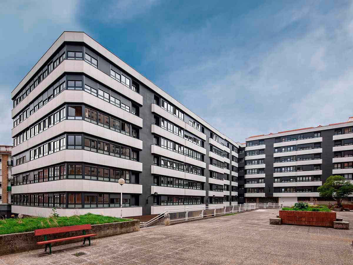 Rise the value of a property by renovating its facade with ULMA