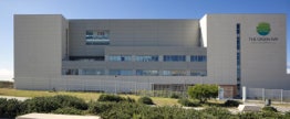 Photo #1 of project ULMA ventilated facades on the Green Bay building in Málaga
