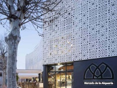 Photo #2 of project ULMA facade cladding system at the Gourmet Market in Seville