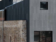 Photo #2 of project ULMA’s K-SLAT Ventilated Facades for a Cultural Center