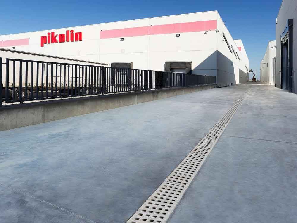 Pikolin selects ULMAs trench drains for new Zaragoza plant