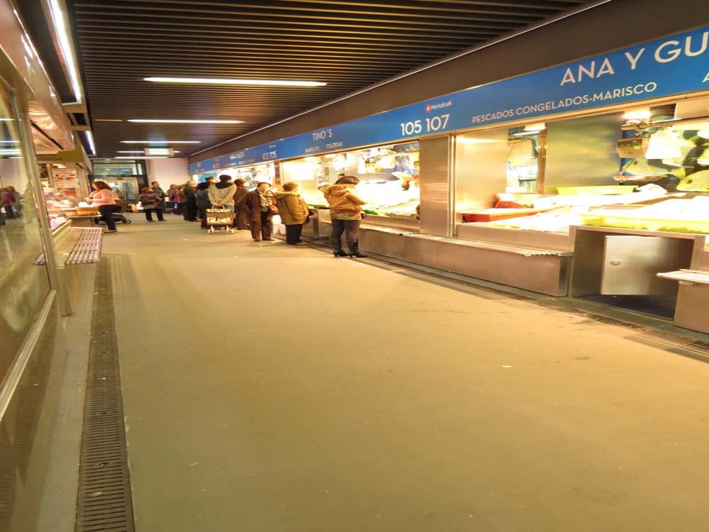 Photo #2 of project ULMA's trench drains at the Ribera Market in Bilbao