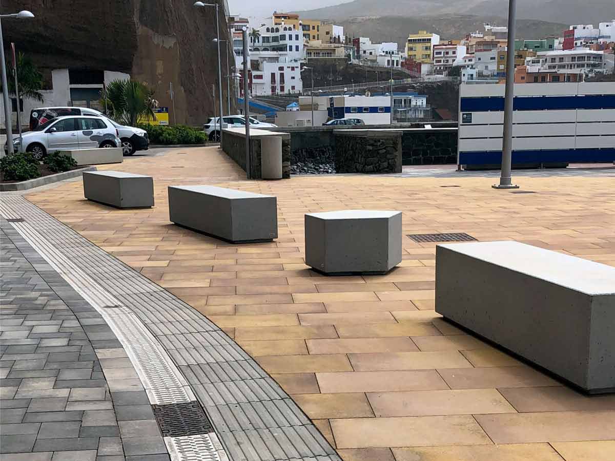 Ideal drainage channels for coastal environments