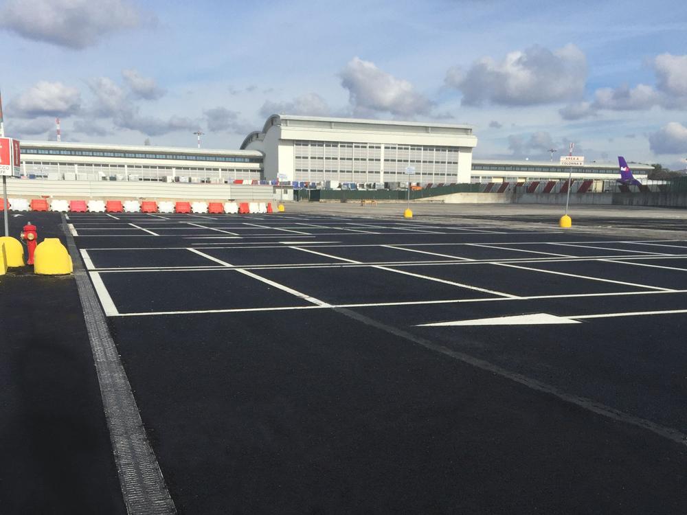 Photo #1 of project ULMA draingage channels in Malpesa Airport-Italy