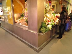 Photo #3 of project ULMA's drainage channels at the Ribera Market in Bilbao