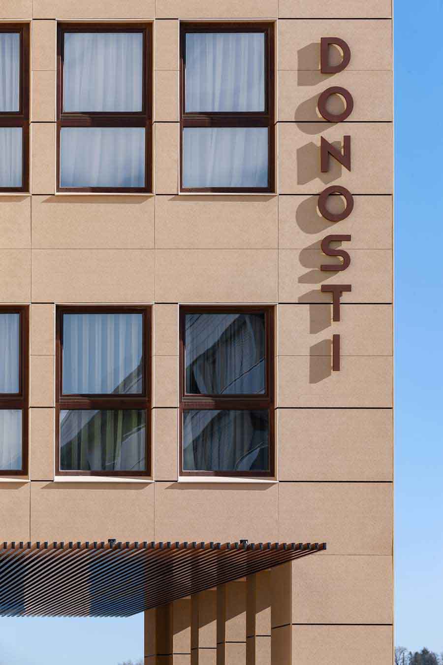 Photo #6 of project A former medieval convent transformed into a stylish hotel
