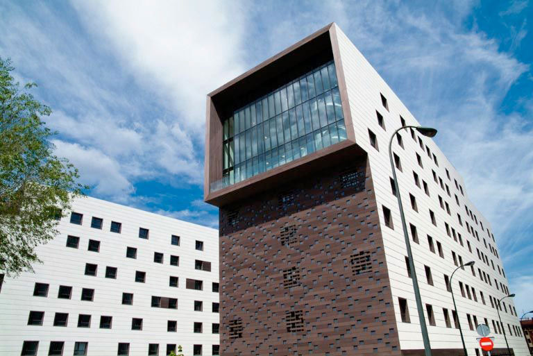 Photo #6 of project BBK home in Bilbao with 6,000 m2 of ULMA ventilated facade