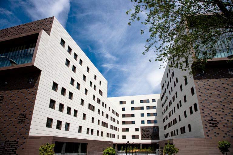 Photo #5 of project BBK home in Bilbao with 6,000 m2 of ULMA ventilated facade