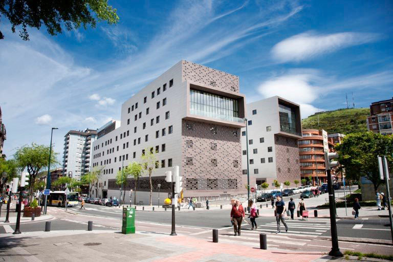 Photo #3 of project BBK home in Bilbao with 6,000 m2 of ULMA ventilated facade