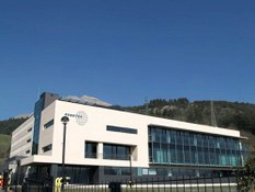 Photo #4 of project EDERTEK Headquartes with ULMA´s ventiladed facades