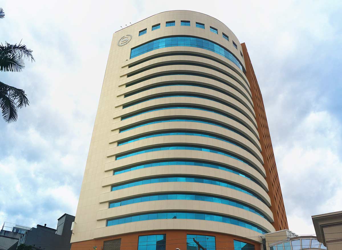 Facade restoration at Sheraton Hotel in Porto Alegre, Brazil