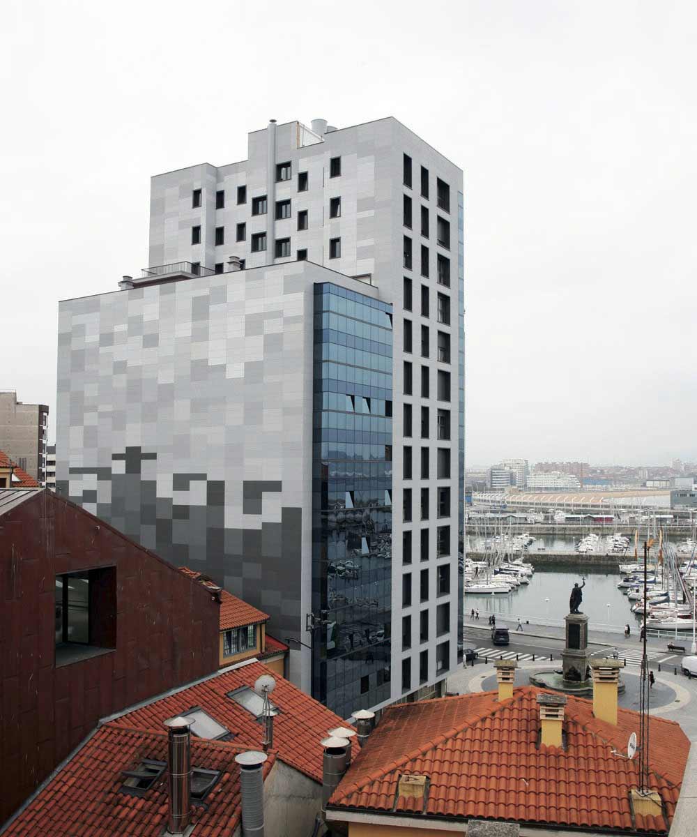 Photo #1 of project Restoration PLAZA MARQUÉS: energy saving and comfort