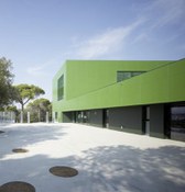 Photo #4 of project Colorful  Elemantary School facade with ULMA's engineered stone