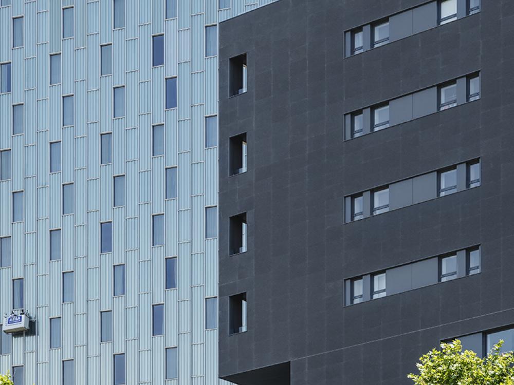 ULMA facade on the Diagonal skyscraper in Barcelona — Ventilated facades