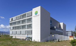 Photo #2 of project ULMA ventilated facades on the Green Ray building in Málaga