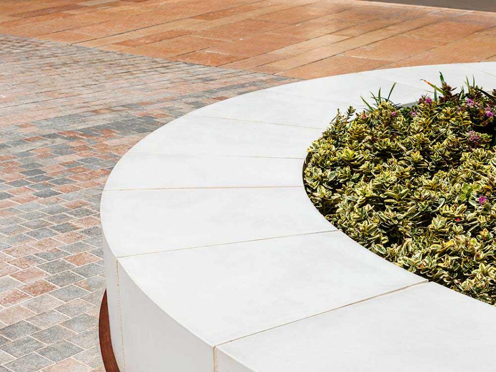 Photo #4 of project Benches with special precast piece in, Barcelona