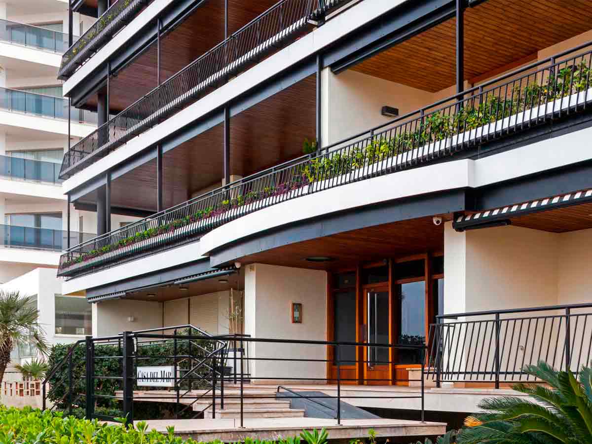 How to extend the life of facades in coastal areas How to extend the life of facades in coastal areas