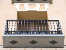 Photo #4 of project Special balcony piece for an emblematic facade in Valladolid