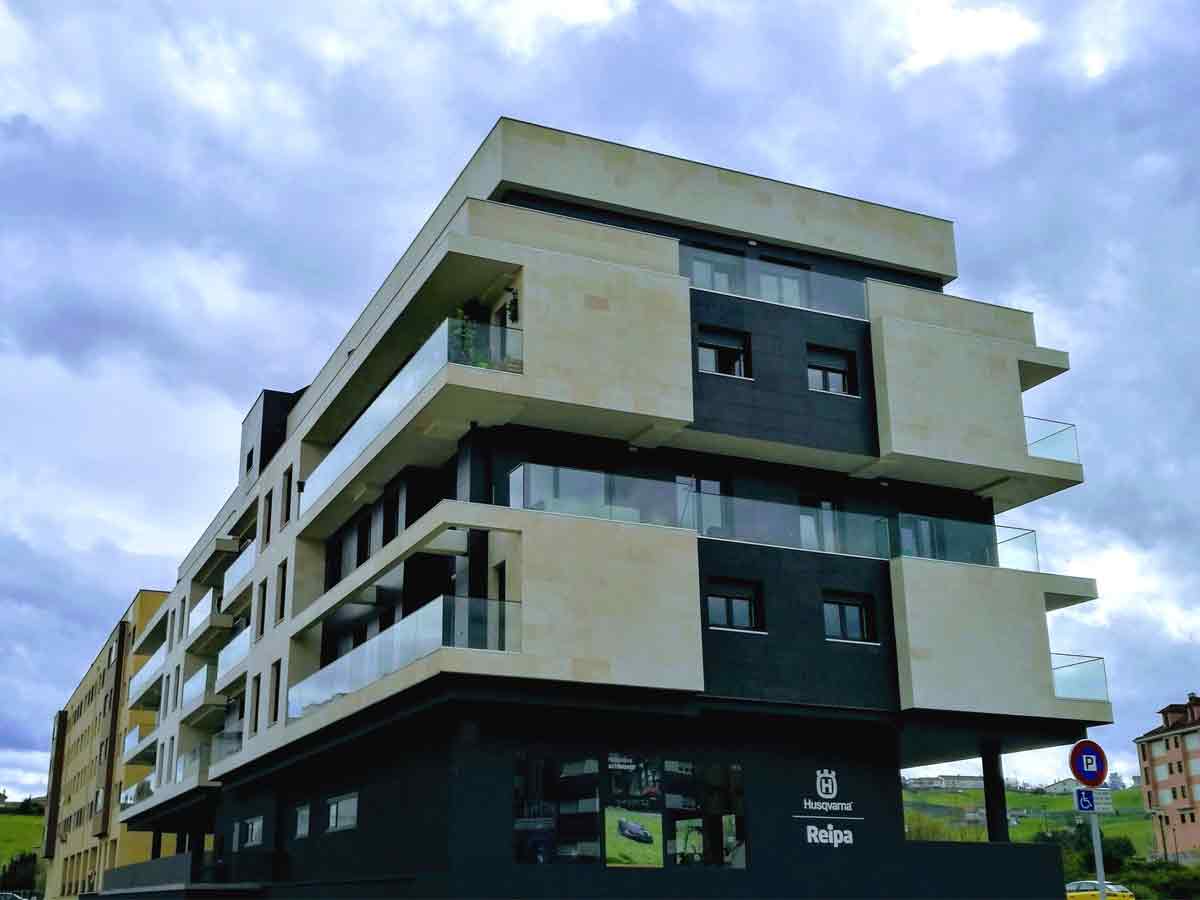 ULMA architectural precast on the Aire building in Gijon