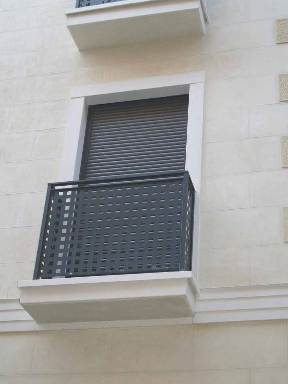 Photo #1 of project Window surrounds in  Dimas Street-  Madrid