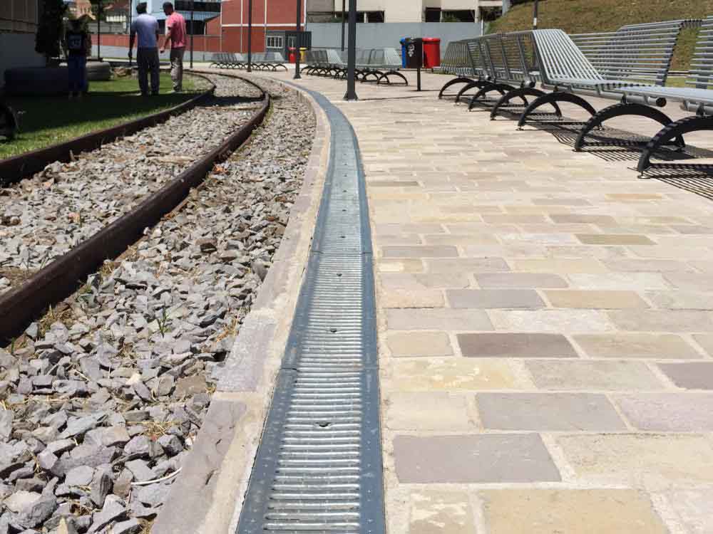 Plaza de tren en Caxias do Sul, RS - Brasil Plaza de tren en Caxias do Sul, RS - Brasil