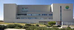 Foto 1 del proyecto El edificio Green Ray de Málaga con Fachada Ventilada de Stoneo