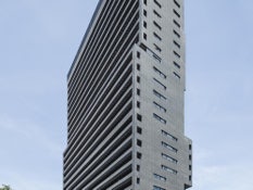 Foto 4 del proyecto Fachada de ULMA en el rascacielos de Diagonal en Barcelona