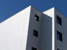 Foto 1 del proyecto Fachada de ULMA para la mayor Residencia de Álava, en Vitoria-Gasteiz