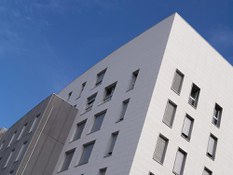 Foto 1 del proyecto Fachadas de ULMA: posibilidades de combinación con otros materiales