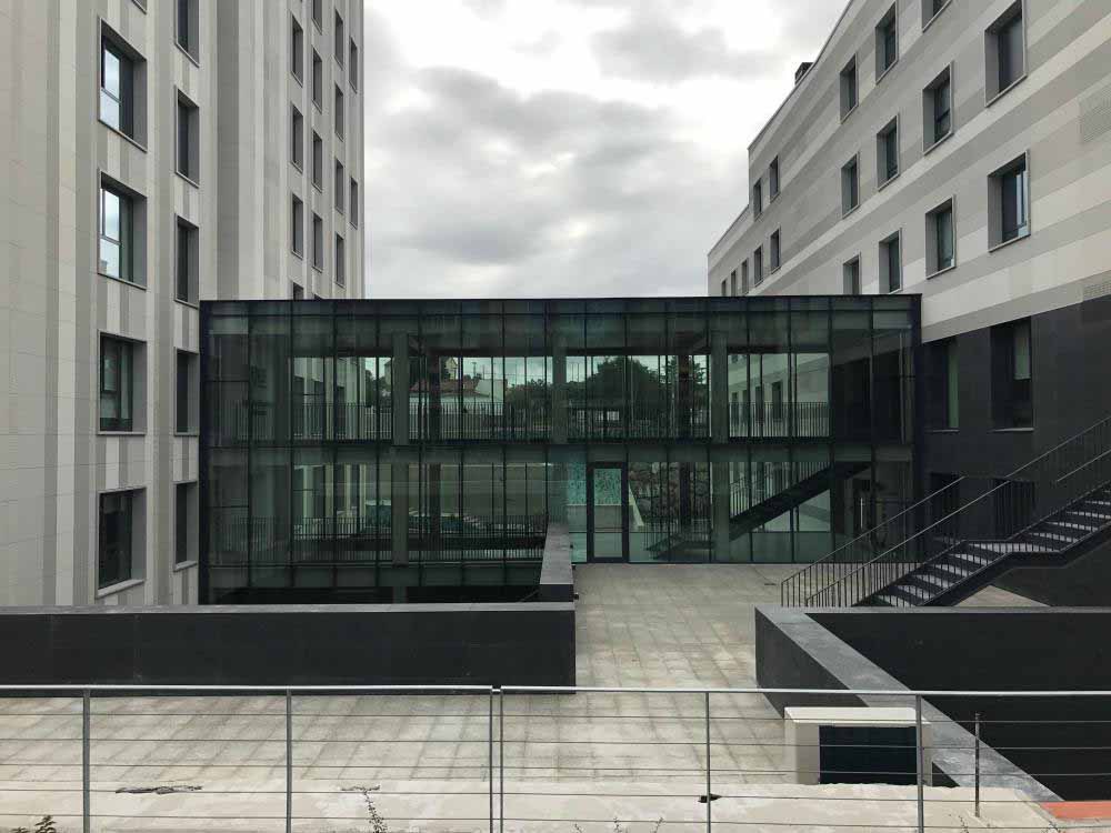 Fachadas ULMA en la nueva residencia universitaria Uneatlántico