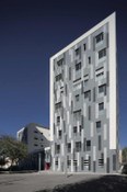Foto 3 del proyecto Edificio Sant Joan de Déu Numancia en Barcelona con Fachada de ULMA