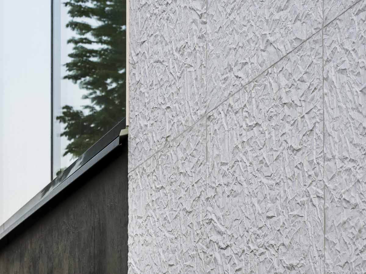 Foto 3 del proyecto Textura similar al papel para la fachada de una biblioteca