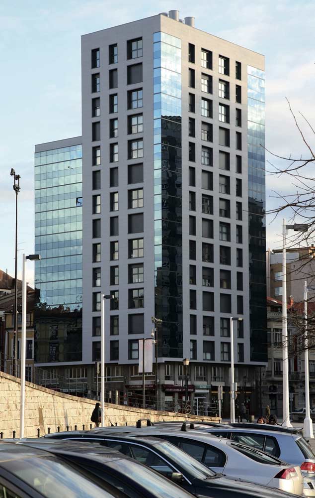 Foto 3 del proyecto Rehabilitación PLAZA MARQUÉS: Ahorro energético y confort