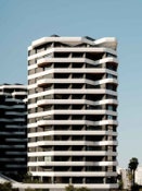 Foto 4 del proyecto STONEO en Distrikt Lisboa: fachada ventilada de gran escala