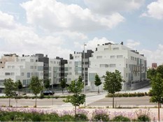 Foto 2 del proyecto Viviendas en Valdebebas Madrid con Fachada de ULMA