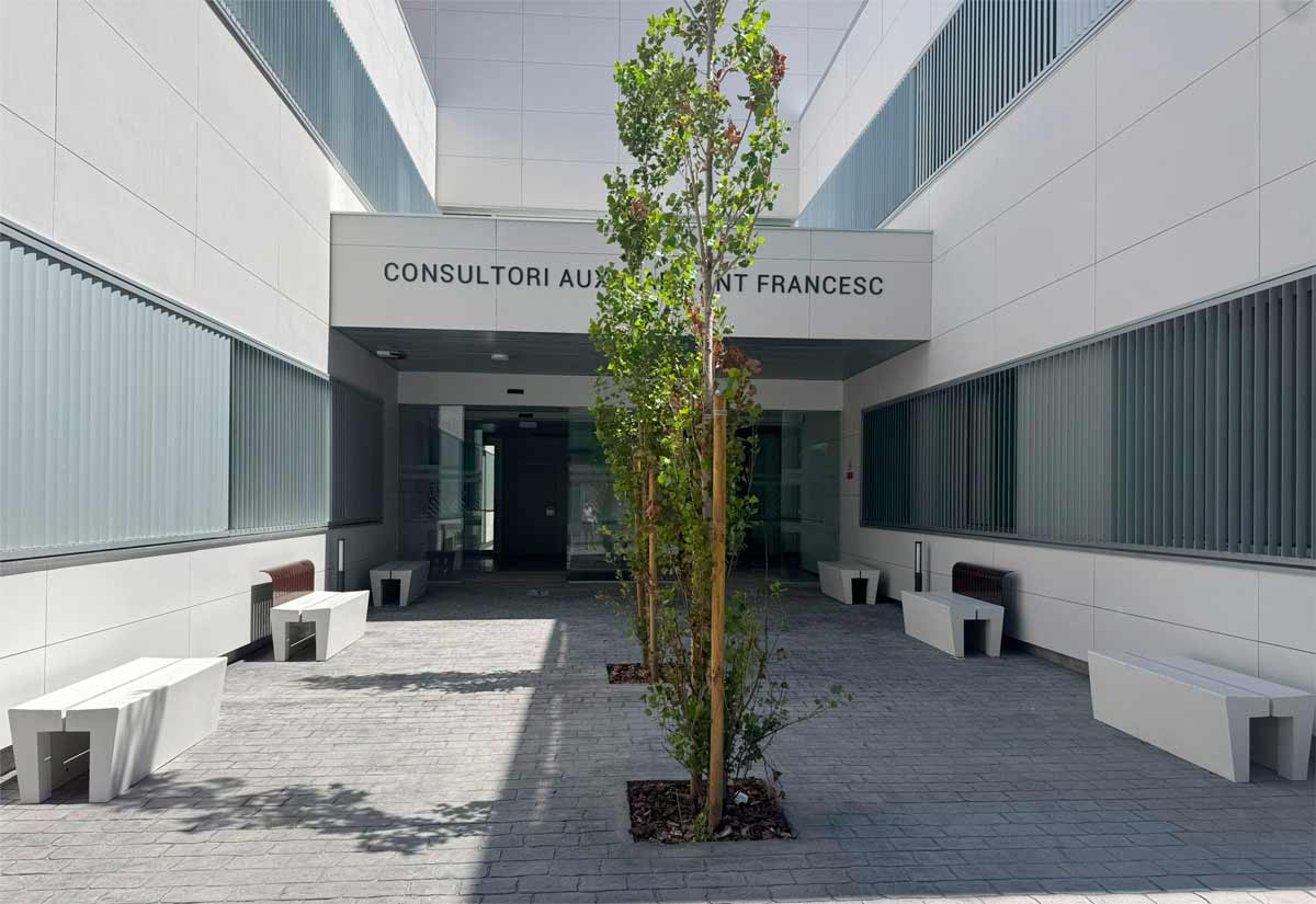Foto 2 del proyecto Banco urbano ILDO, para humanizar espacios sanitarios