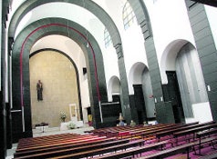 Foto 5 del proyecto Complicidad entre arquitectura e industria: Iglesia de Gijón
