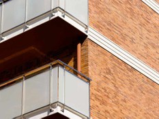 Foto 2 del proyecto Frentes de forjado personalizados en un edificio en Durango-Bizkaia