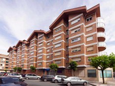 Foto 5 del proyecto Frentes de forjado personalizados en un edificio en Durango-Bizkaia