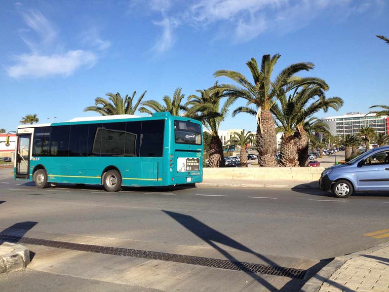 AEROPUERTO DE VALETTA - MALTA