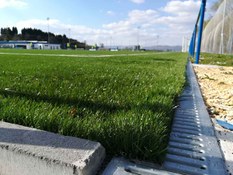 Foto 2 del proyecto Canales de drenaje ULMA en el campo de entrenamiento del Alavés