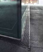 Foto 1 del proyecto Canales de drenaje para el Fórum de las Culturas